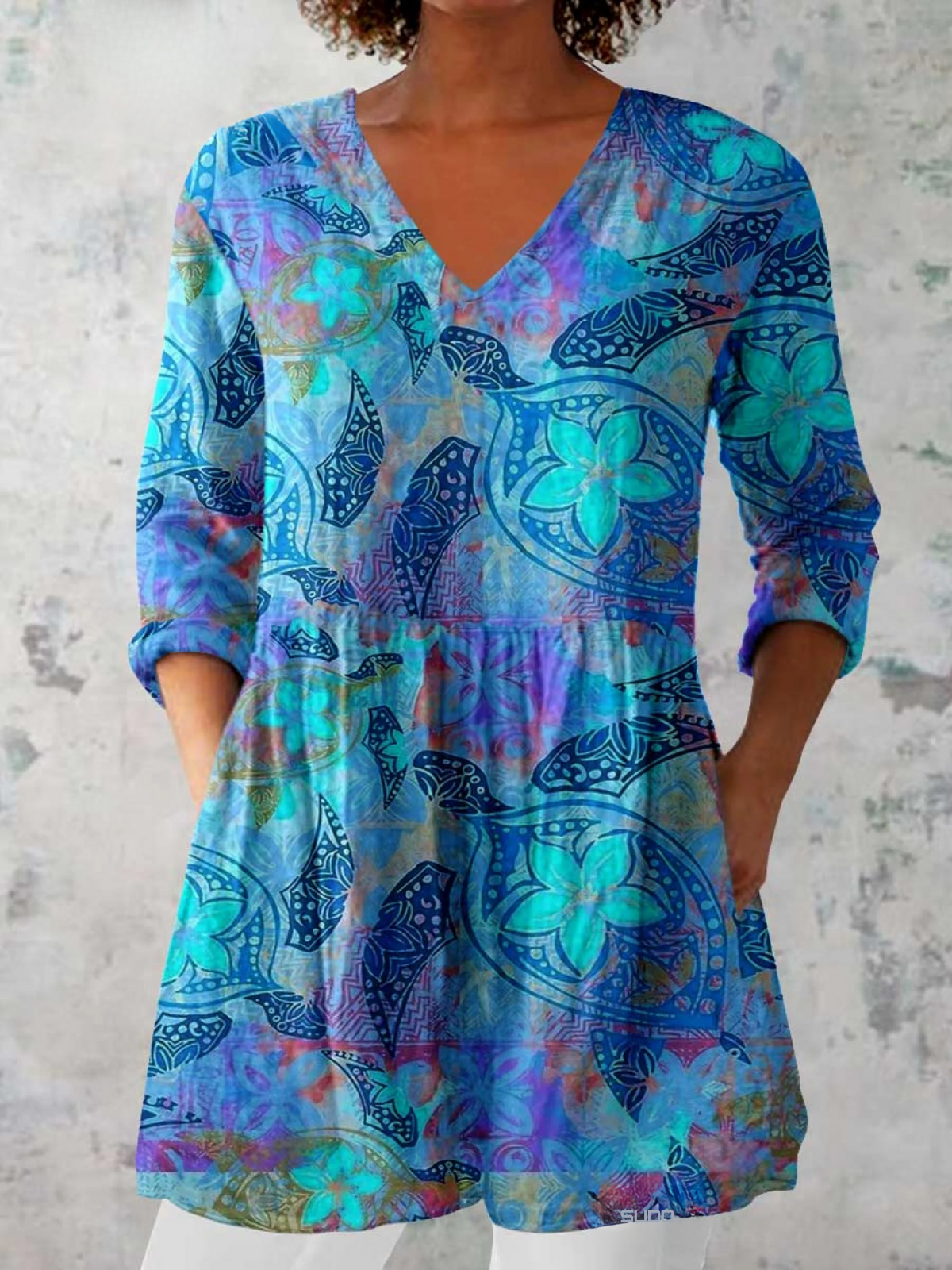 Julianna | Long-line V-neck blouse