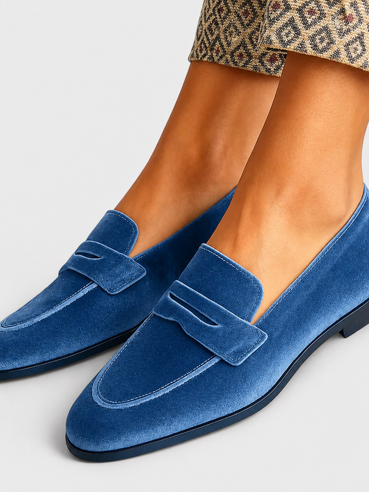 Louise | Soft velvet loafers