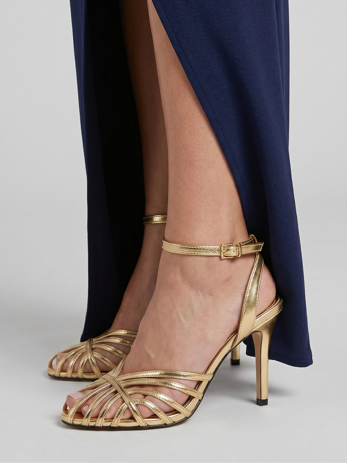 Sabine | Metallic multi-strap pointed sandals