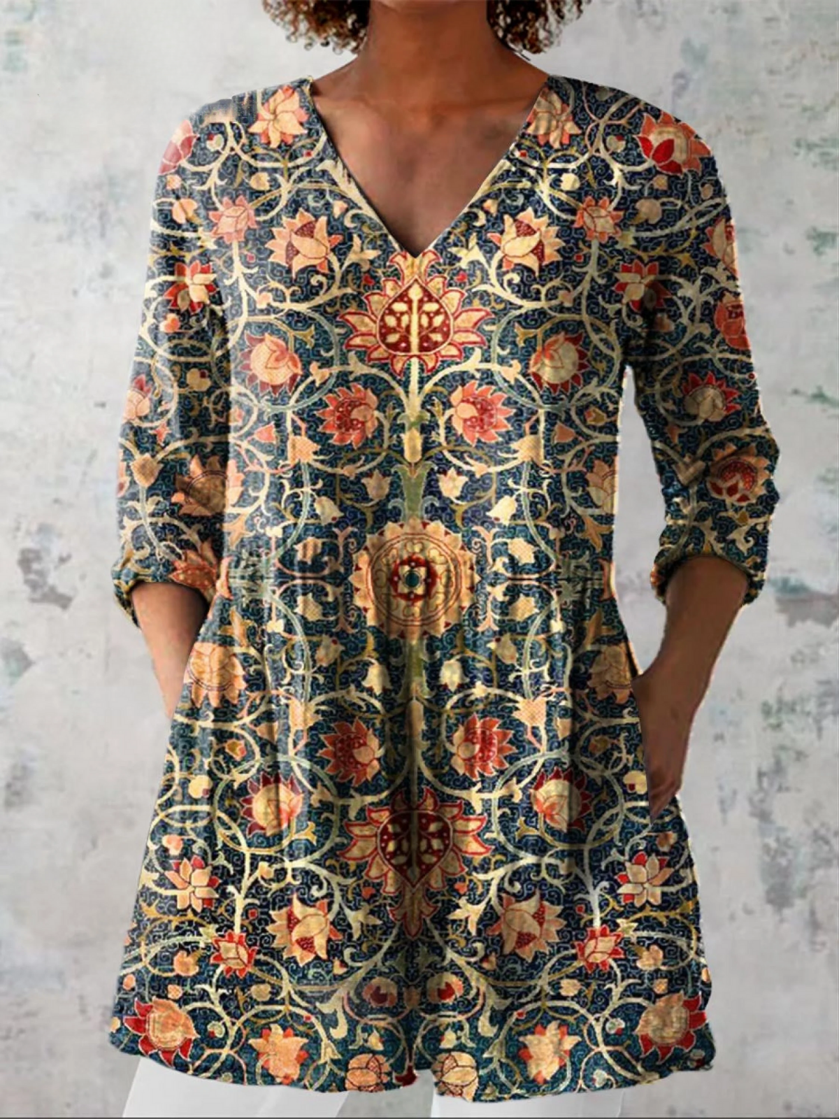 Janet | Long-line V-neck blouse